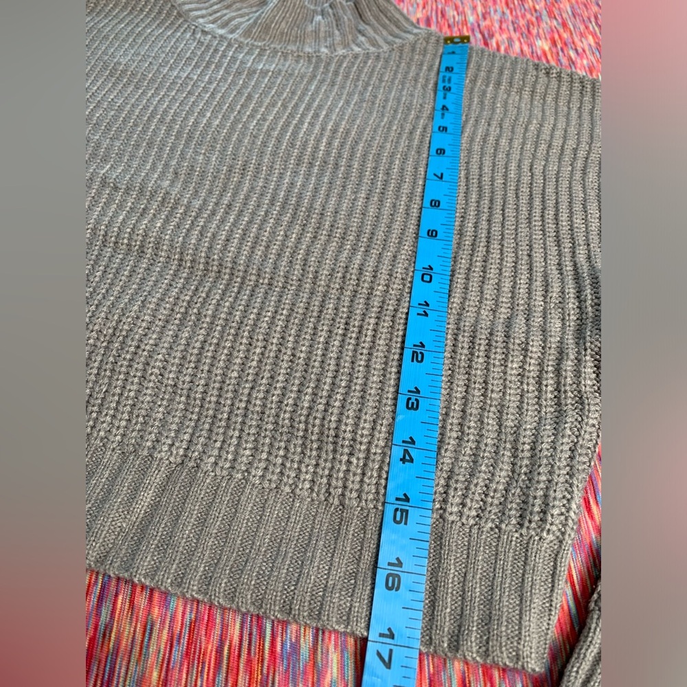 3/$10 ZAFUL Women’s Ribbed Mock Neck Knit Sweater Size Small - Picture 11 of 16